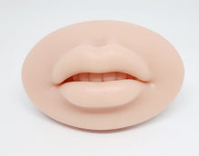 Cargar imagen en el visor de la galería, Silicone Practice Lips
